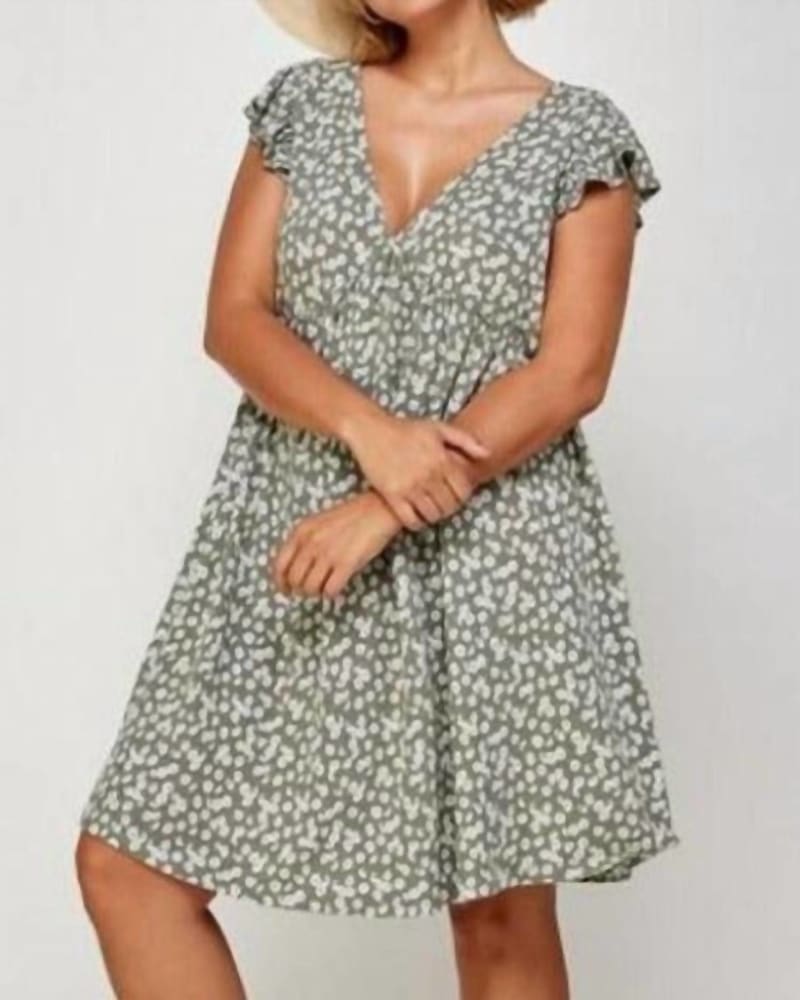 Front of a model wearing a size 3X Mini Floral Swing Dress In Grey/White in Grey/White by Emerald Collection. | dia_product_style_image_id:346794